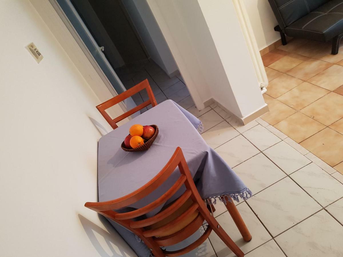 Filopappou Hill Apartment アテネ エクステリア 写真